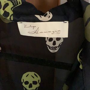 Navy blue blouse with skulls